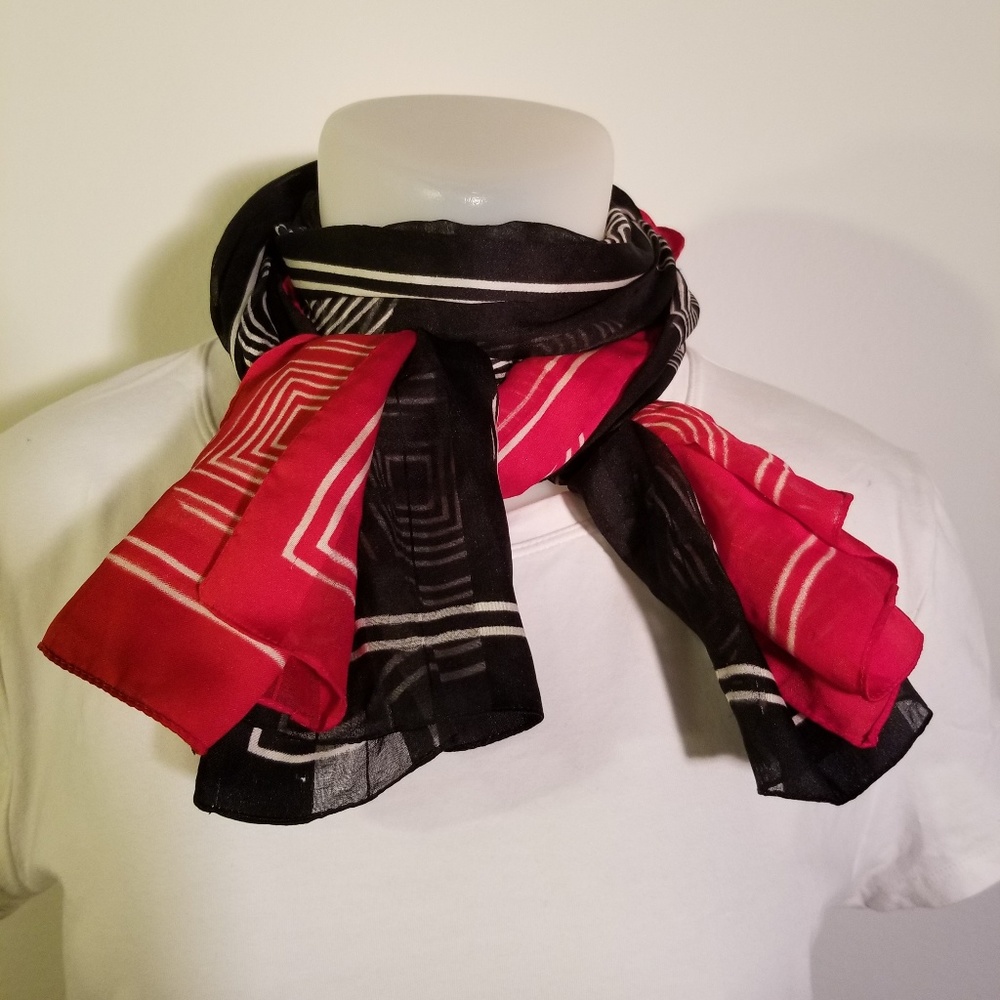 2 Lovely Scarves♥️